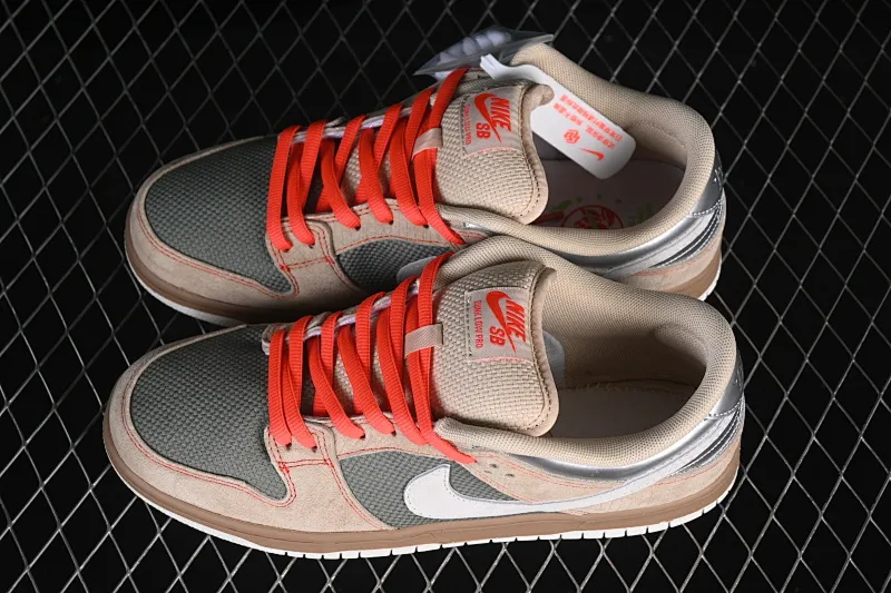 All categories Nk SB Dunk series Nk SB Dunk Low low-top sneakers Nike SB Dunk Low low-top casual sneakers IB6206-701